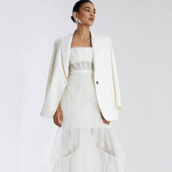 BCBGMAXAZRIA Oly Tiered Ruffle Tulle Evening Gown in Gardenia  NWT - Picture 6 of 9